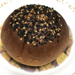 ブーランジェリー スドウ - 香ばしい香りの粒あんぱん