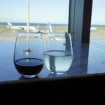 赤ワインと白ワイン