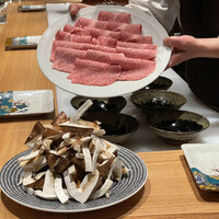 肉割烹 岡田前 - 