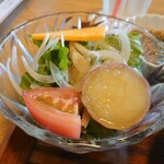 Irodori Shokudou - 定食のサラダ