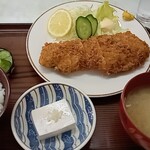 一力食堂 - チキンカツ定食(900円)