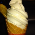 芋舗　芋屋金次郎 - 更にお代わり牛乳ソフト（≧▽≦)