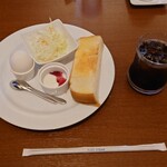 喫茶オカダ - アイスコーヒー（モーニングサービス付き）450円