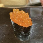 日本橋蛎殻町 すぎた - いくら握り