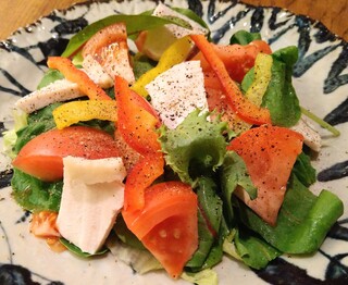 Izakaya Kin'Ichirou - 蒸し鶏とトマトのサラダ