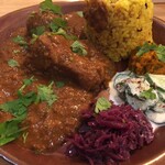 チキュウ マサラ - チキンのカレー