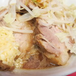 ラーメン二郎 - この日の豚