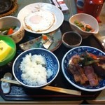 Kotono Ne - 夜のおまかせ御膳 毎日メニューが変わったメニューでたのしめます。
                      ソフトドリンクセットで ¥1500