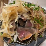 大衆酒場 熊鰹 - 鰹の藁焼き792円