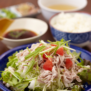 Shima gyuu - 沖縄県産牛やあぐー豚など、県産の食材を取り揃えた専門店