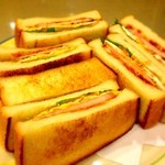 ブラッスリー・ハル - 