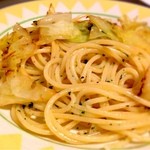 ブラッスリー・ハル - アンチョビキャベツのペペロンチーノ♪