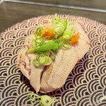 回転江戸前すし とれとれ屋 - マグロの頭肉