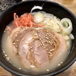 すたみな太郎 - フェアの豚骨ラーメン