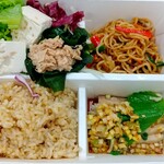 パリヤ - DELI BOX(弁当) 1,242円 ♪