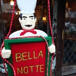 BELLA NOTTE - 店舗入口脇のオブジェ