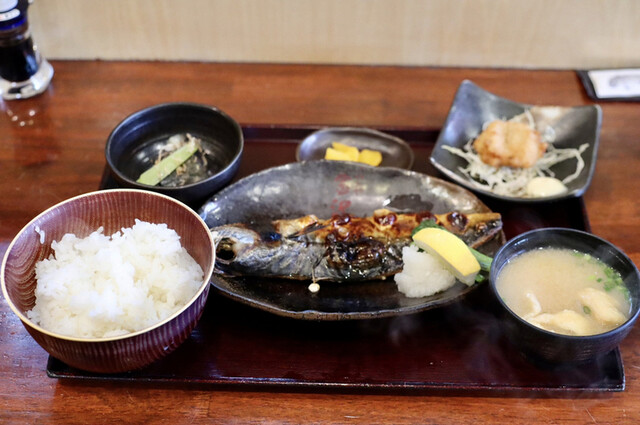 ごはんや金沢 Gohanya Kanazawa 大森 金城学院前 魚介料理 海鮮料理 食べログ