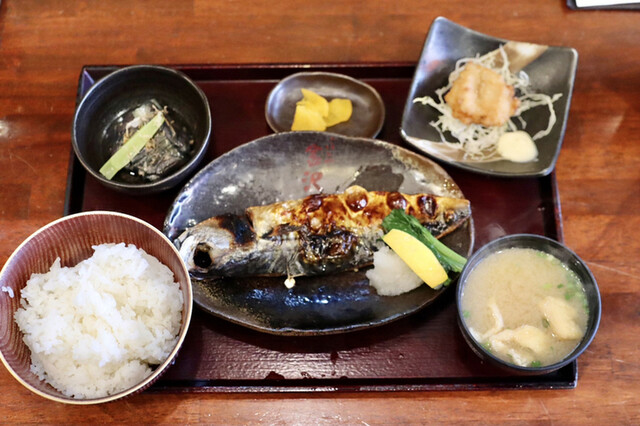 ごはんや金沢 Gohanya Kanazawa 大森 金城学院前 魚介料理 海鮮料理 食べログ
