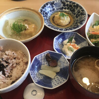 豆富料理と吟醸せいろ蒸し 八かく庵 大阪ステーションシティ店 - 