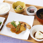 [Weekdays only] Today's fish dish