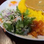 INDIAN RESTAURANT&BAR SUNRISE - サンライズカレーサラダ