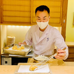 日本橋 蕎ノ字 - ◎深い愛情を注いで揚げる大将の天ぷらは美味い！