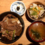 ハルコロ - ランチメニュー 鹿丼(税込1050円)