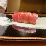 鮨 龍次郎 - 中トロ？