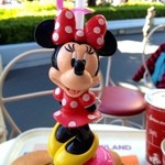 トゥモローランド・テラス - ミニーボトルホルダー