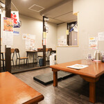 唐揚げ専門店 から揚げまる - ざしき