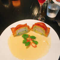 ラ・ボンヌターブル - 