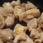 卓 - 赤鶏の塩焼きその３