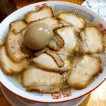 日の出製麺 - 肉中華そば 大盛　味玉トッピング