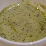 ビストロ茶葉蘭 - ハーブ入りマヨネーズのソース