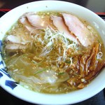とうふ屋ら～めん - 完成図　チャーシューワンタンメン