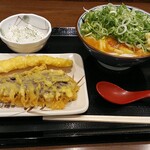 丸亀製麺 - トマたまカレーうどん＆天ぷら二種