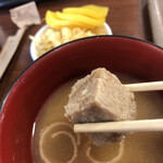 まぐろレストラン - 豆腐❓と思いきやコレも鮪