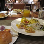 レストラン 琉璃庵