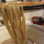 はなふく - 麺持ち上げすぎるとスープ無くなる～