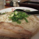 はなふく - 鶏割りラーメンもしっかり濃い味～