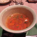 L’ISOLETTA - まずはスープから。