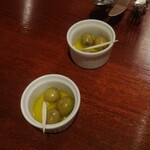 テロワール - アミューズのオリーブ