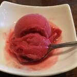 グリルキング - カシスアイス  サービスしてもらいました。