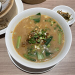 Dhin Tai Fon - タンタン麺