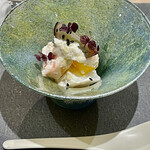 鮨 心白 - 白和えです　一転して優しい味わい