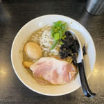 陽はまたのぼる - 濃厚そば+味玉