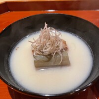 青蓮院門跡前 月おか - 