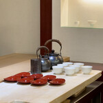 兄弟寿し - 紅茶の準備