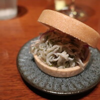 サリーヒルズ - 