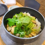 四季旬鮮 華美 - あさり釜飯